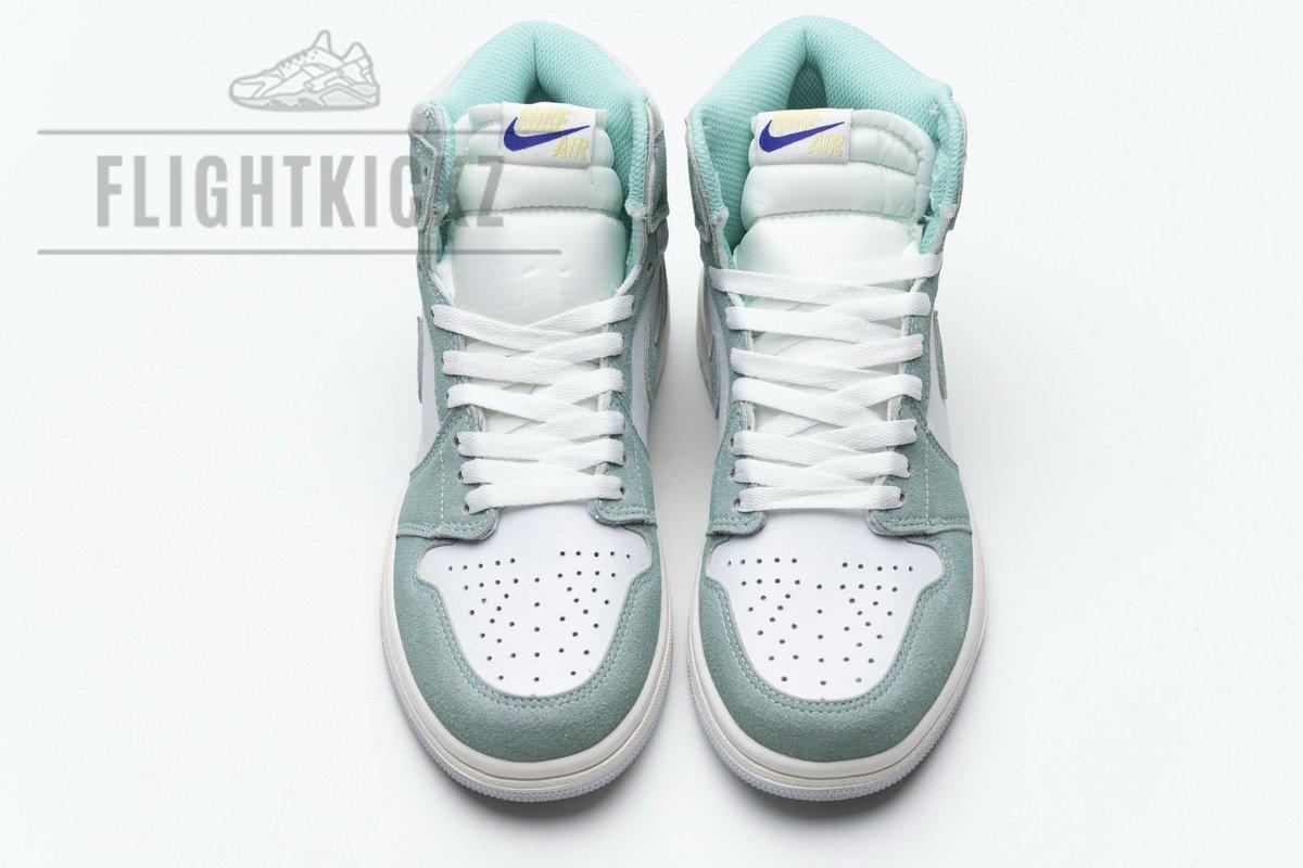 555088-311 Air Jordan 1 OG Hi Retro“Turbo Green” - Image 5