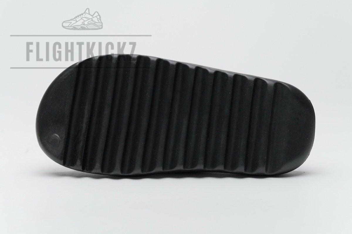 FB6348 adidas Yeezy Slide “Black” - Image 10