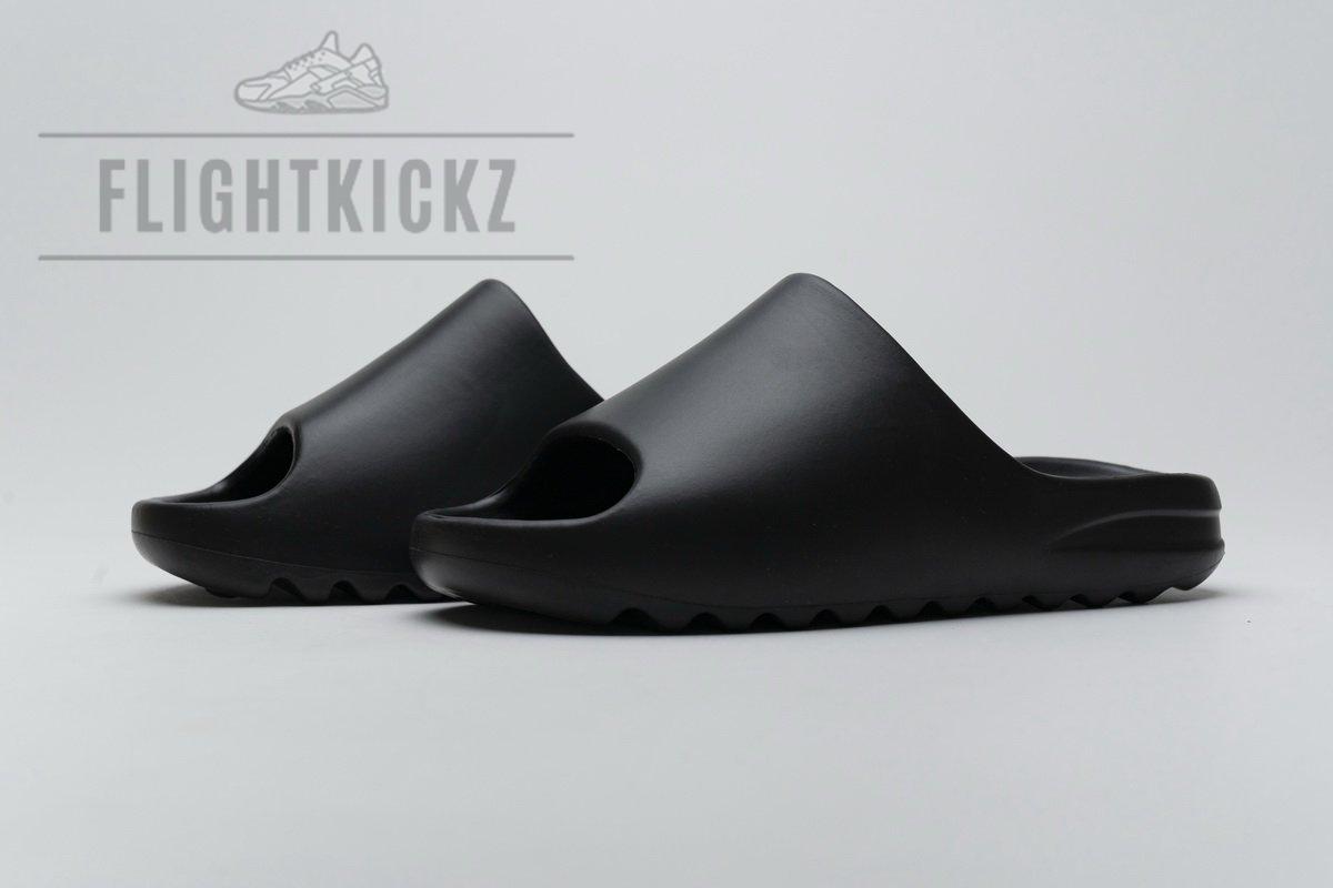 FB6348 adidas Yeezy Slide “Black” - Image 6