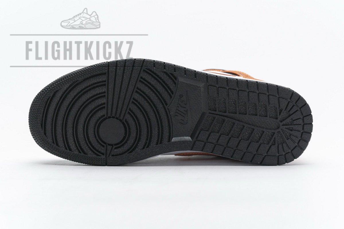 554724-058 Air Jordan 1 Mid Shattered Backboard - Image 11