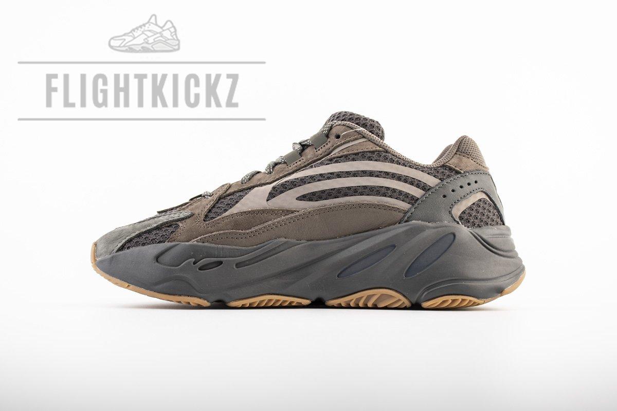 700 V2 Yeezy Boost 700 V2“Geode”EG6860