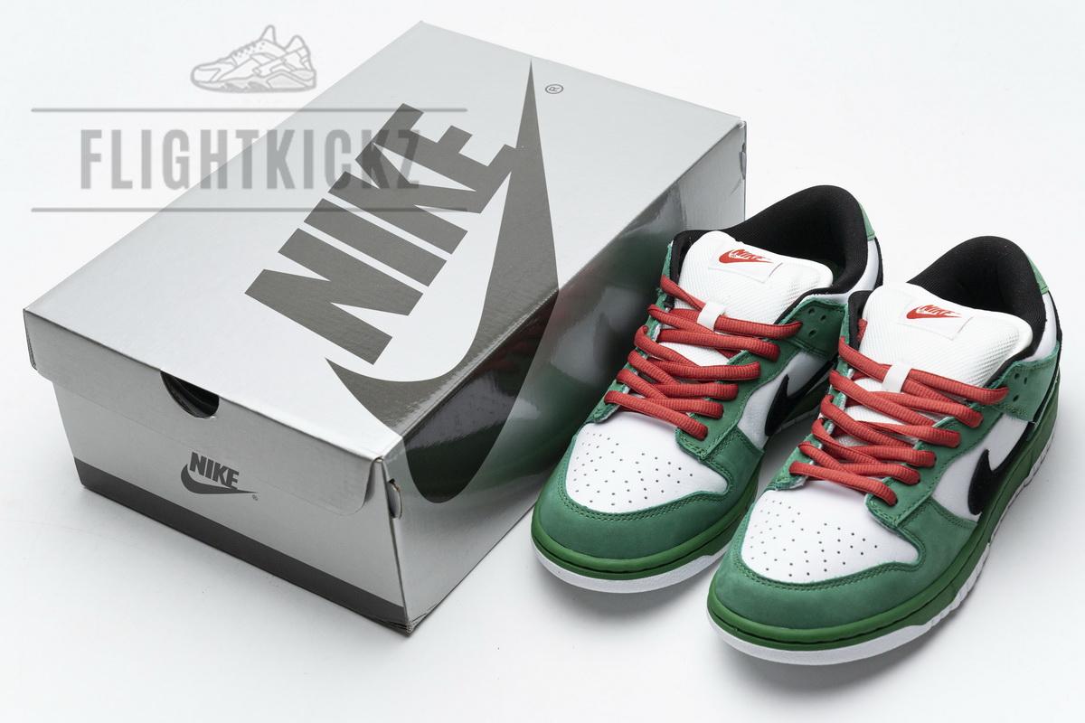304292 302 Nike SB Dunk Low Pro "Heineken" - Image 4