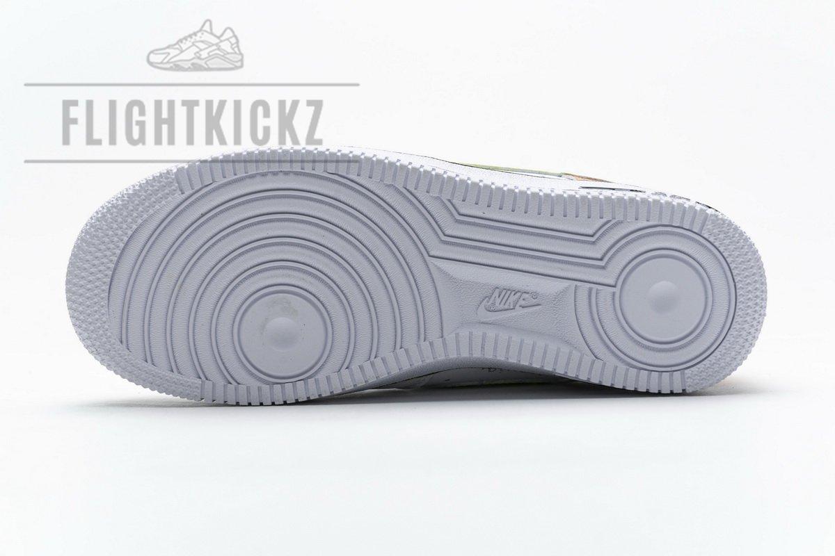 Air Jordan 1 Mid - Image 14