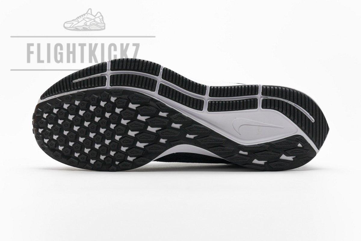 AQ2203-002 Nike Air Zoom Pegasus 36 Black White - Image 9