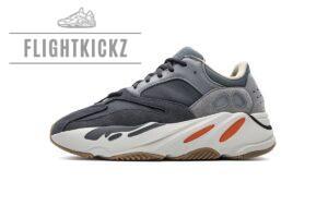 700 V2 Yeezy Boost 700“Magnet”FV9922