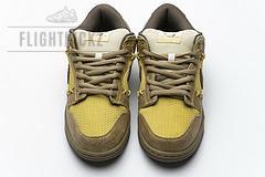 304292-721Nike Dunk Low Pro SB “Shanghai 2” - Image 6
