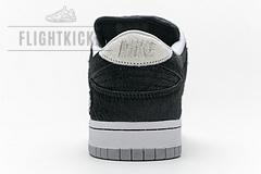 CZ5127-001 Medicom x Nike SB Dunk Low“BE@RBRICK” - Image 6