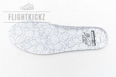 CZ5127-001 Medicom x Nike SB Dunk Low“BE@RBRICK” - Image 11