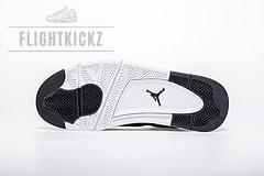 Air Jordan 4 "Royalty” 308497-032 - Image 9