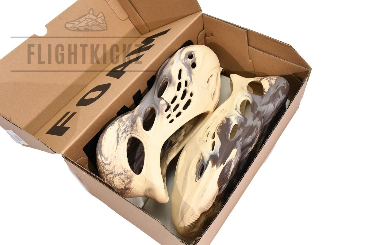 GX8774 Adidas originals Yeezy Foam Runner MX Cream Clay - Image 3